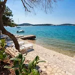 Sea Touch - Beachfront, With A Heated Pool Vila Rogoznica (Sibenik-Knin)
