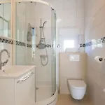 Vila Sea Touch - Beachfront, With A Heated Pool *