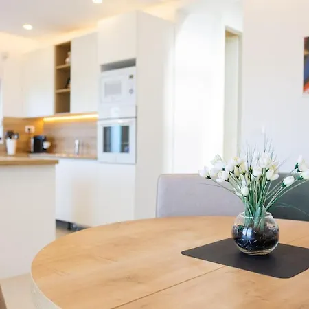 Sea Touch - Beachfront, With A Heated Pool *