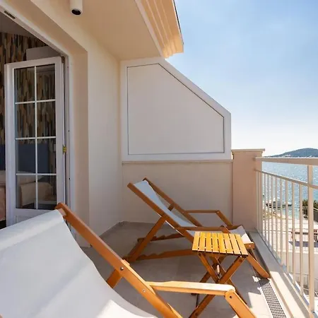 Sea Touch - Beachfront, With A Heated Pool Villa *