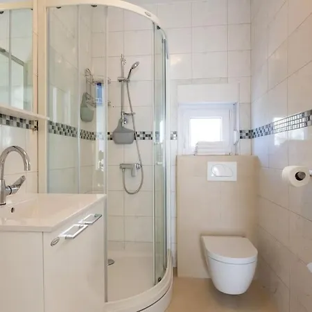 Villa Sea Touch - Beachfront, With A Heated Pool *