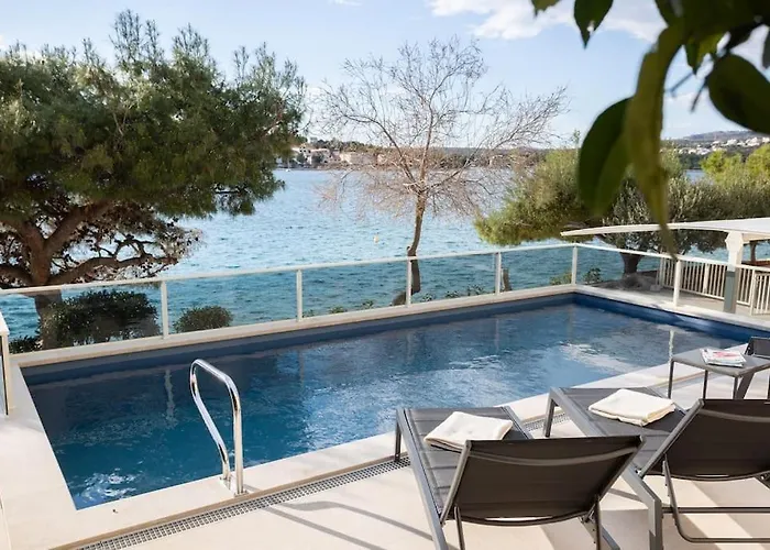 Sea Touch - Beachfront, With A Heated Pool