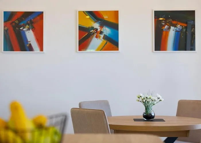 Sea Touch - Beachfront, With A Heated Pool ヴィラ *