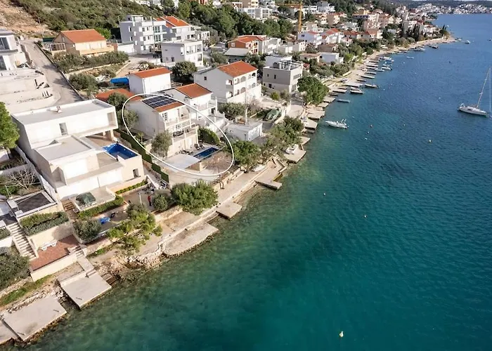 Sea Touch - Beachfront, With A Heated Pool